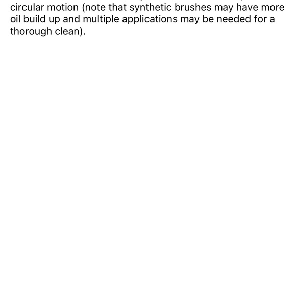 Sephora Brush Cleaner Spray in Black and White - Picture 3 of 5